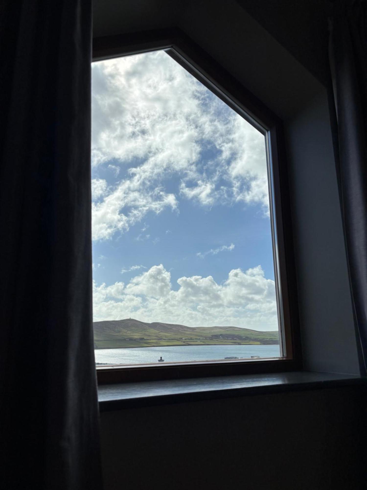 Hotel Fab View Dingle Exterior foto